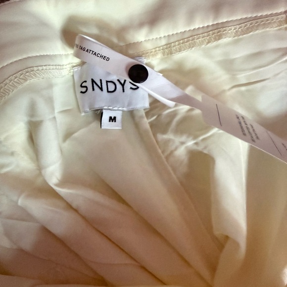 Revolve Roma Pant Ivory - Picture 5 of 5